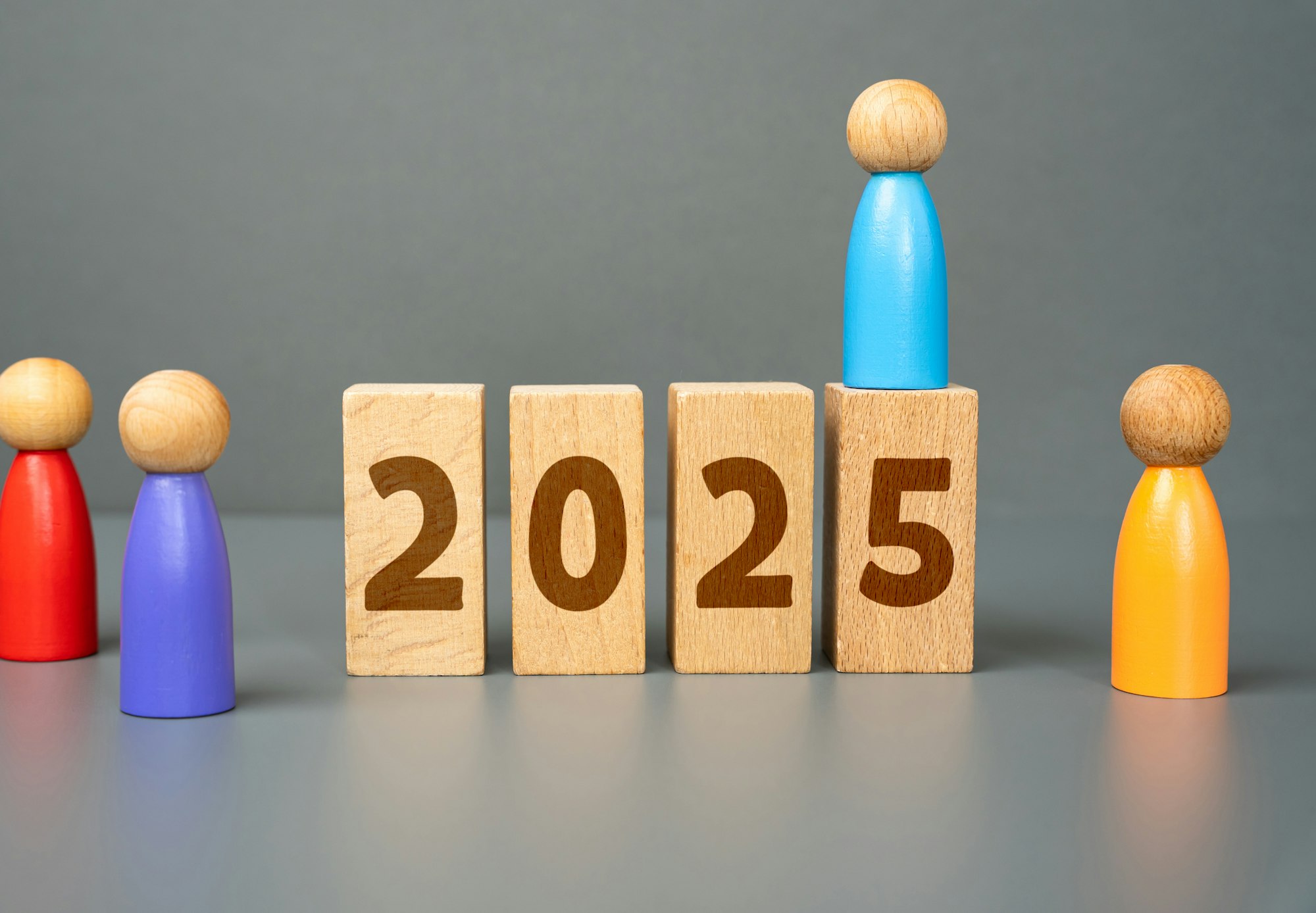 2025 year and human figures